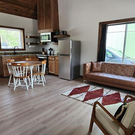 The Cabins At Northwood Trails Hot Springs Exterior photo
