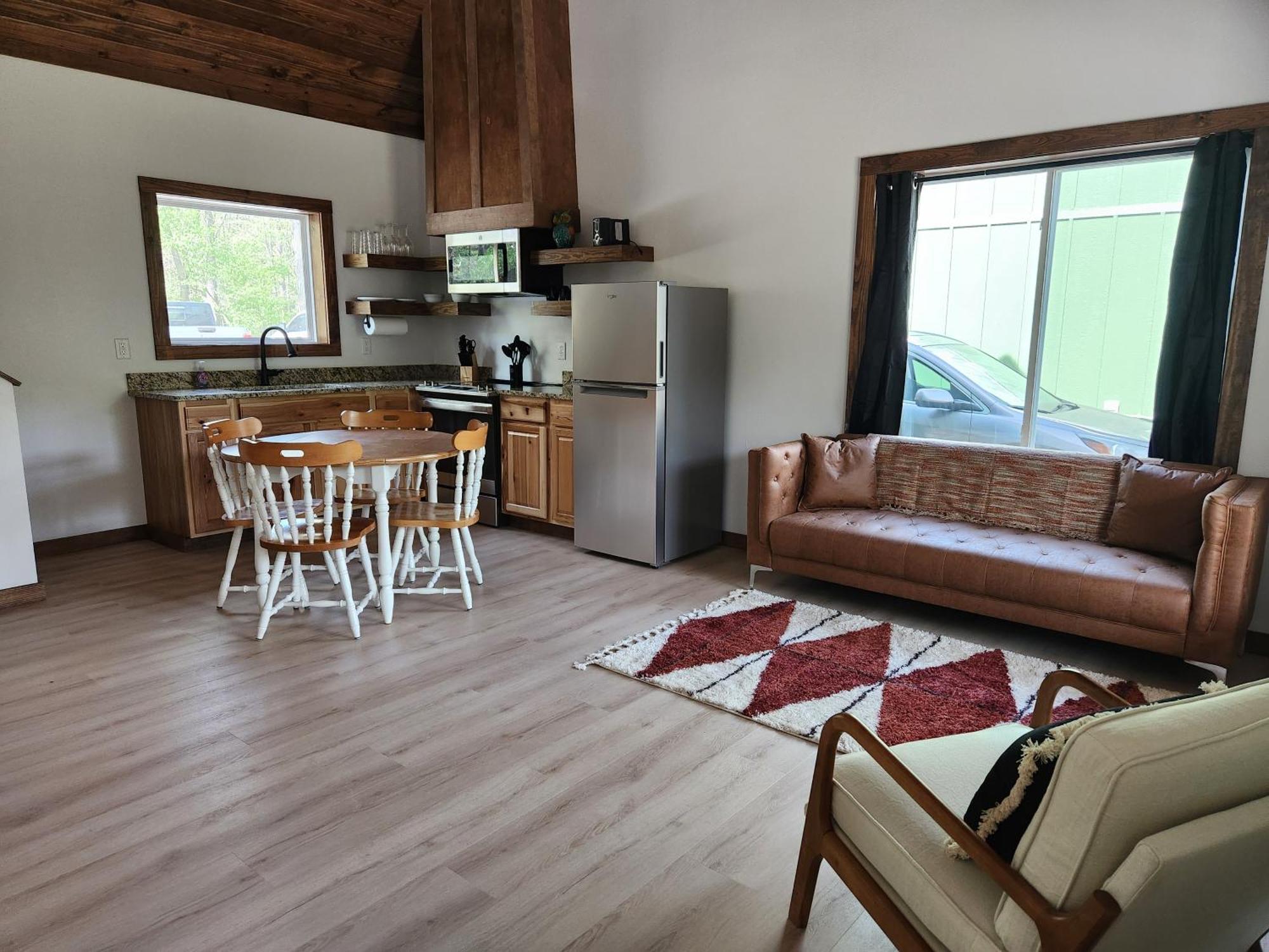 The Cabins At Northwood Trails Hot Springs Exterior photo